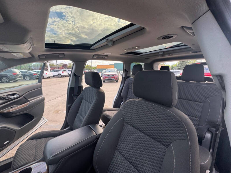 2017 GMC Acadia SLE-2