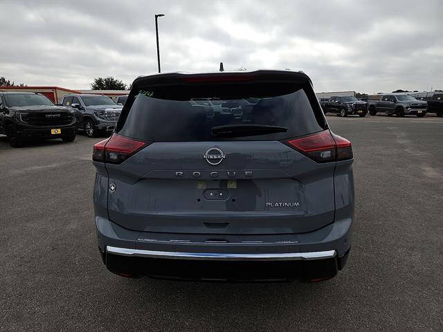 2025 Nissan Rogue Platinum