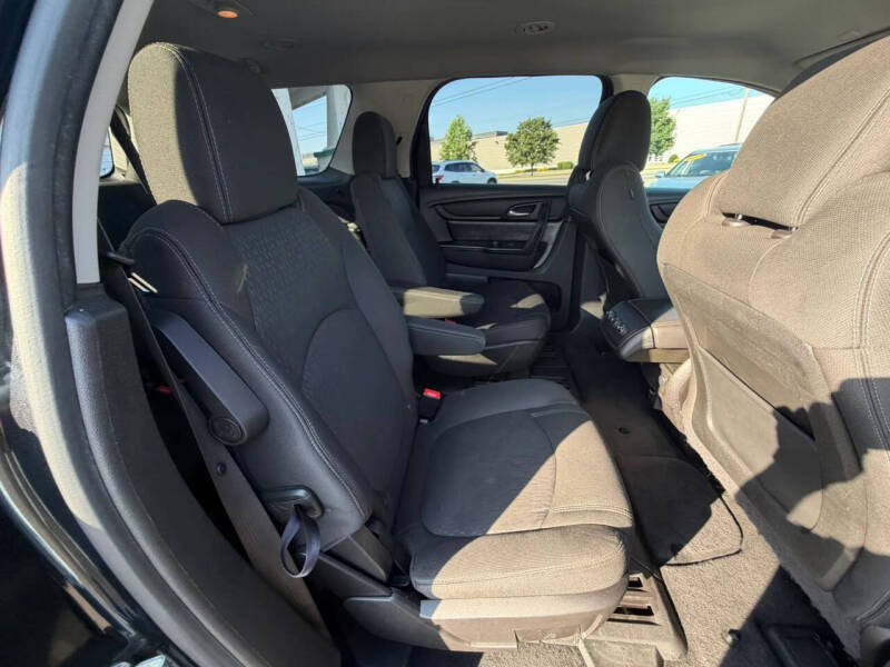 2015 GMC Acadia SLE-2