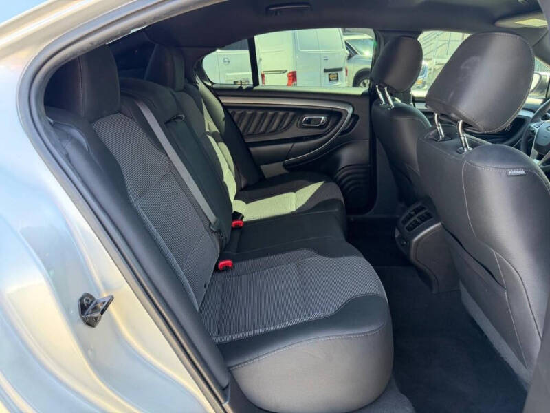 2019 Ford Taurus SEL