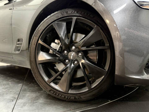 2022 Genesis G70