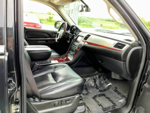 2011 Cadillac Escalade Premium