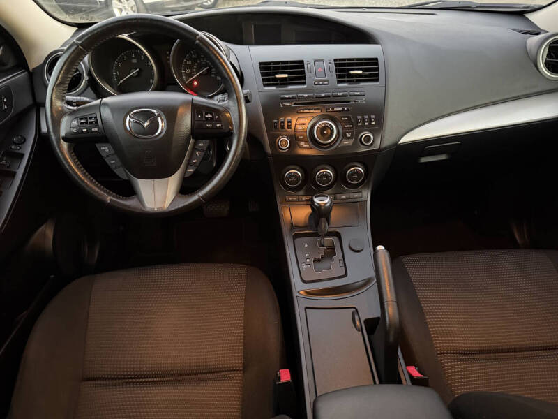 2013 Mazda MAZDA3 i Touring