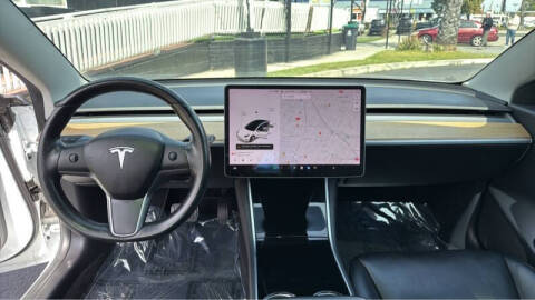 2019 Tesla Model 3 Standard Range