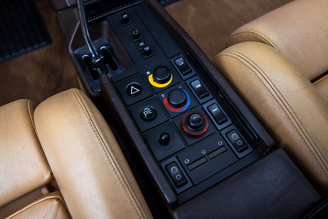 1985 Ferrari Testarossa 36