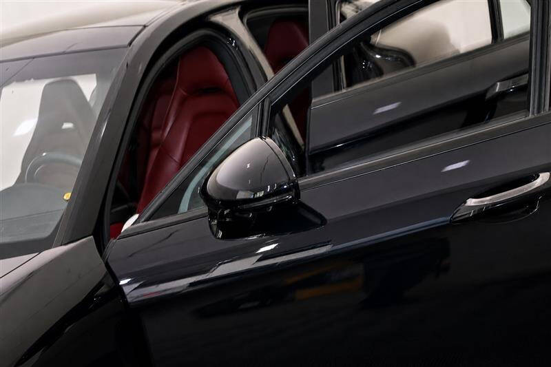 2018 Porsche Panamera 4