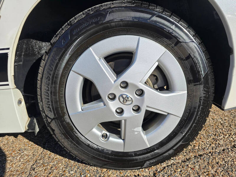 2010 Toyota Prius III