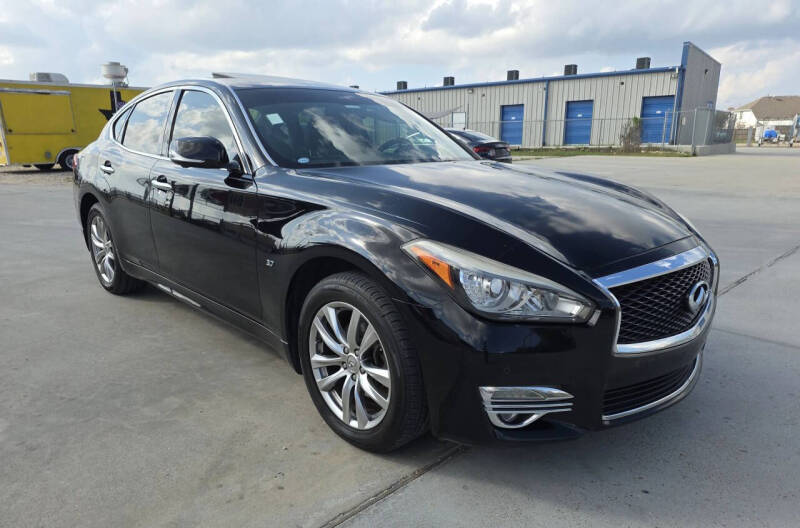 2015 Infiniti Q70 3.7