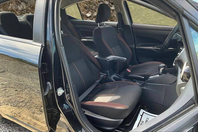 2021 Nissan Versa SR