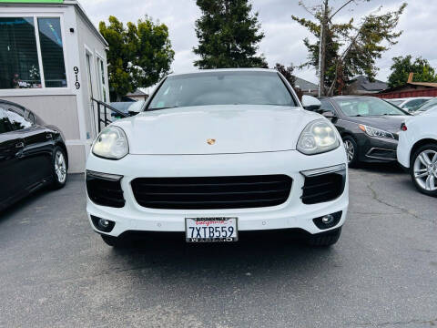 2016 Porsche Cayenne for sale at Ronnie Motors LLC in San Jose CA