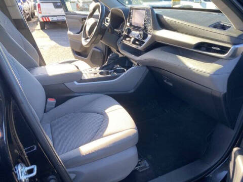 2020 Toyota Highlander L