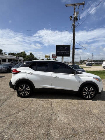 2020 Nissan Kicks SV
