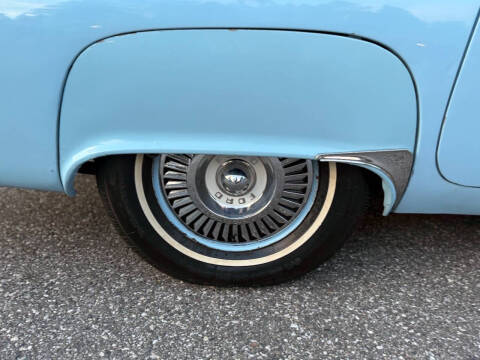 1957 Ford Thunderbird