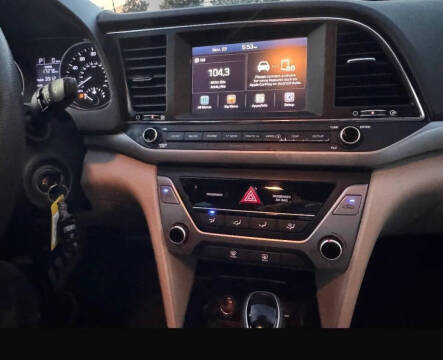 2017 Hyundai Elantra