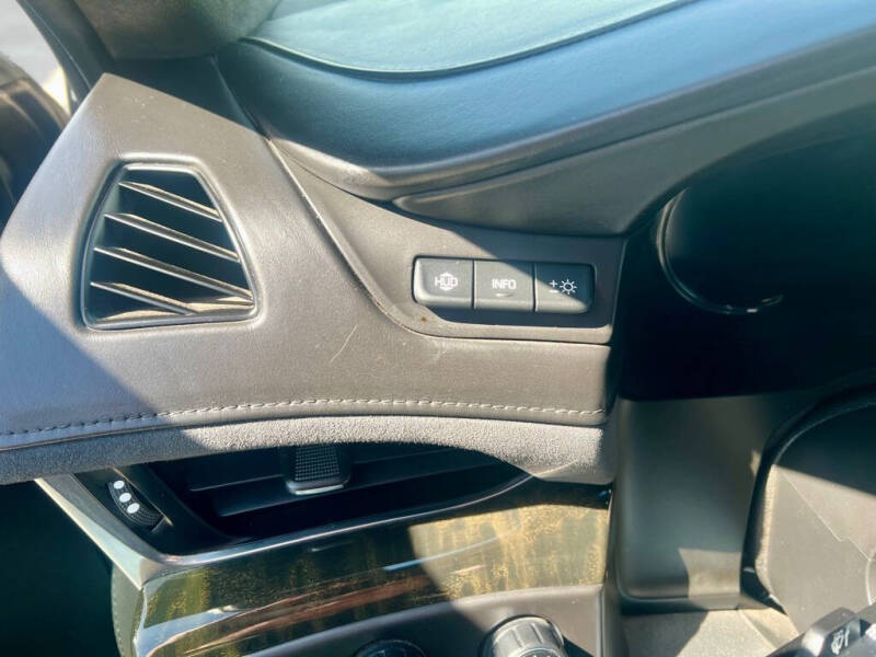 2017 Cadillac Escalade ESV Platinum