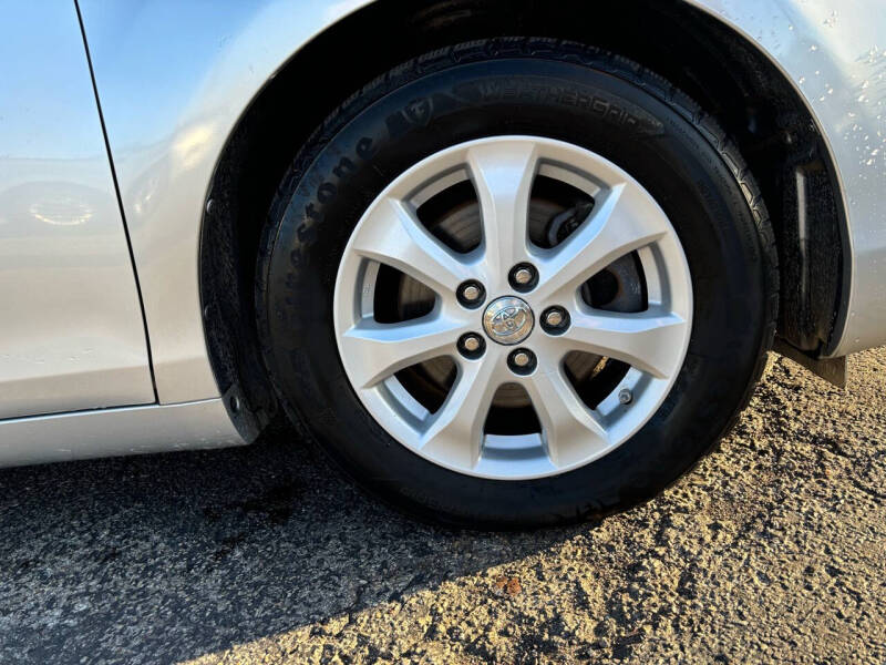 2011 Toyota Camry LE