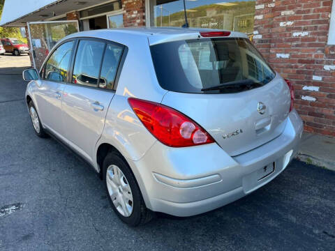 2012 Nissan Versa 1.8 S