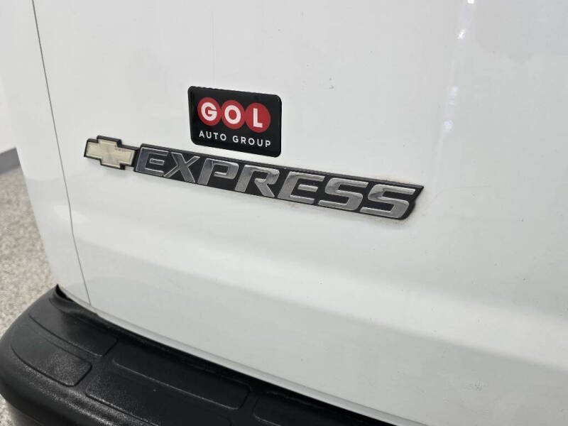 2020 Chevrolet Express 2500