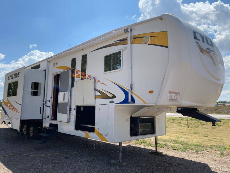 Autos Trucks & More Car Dealer in Chadron, NE