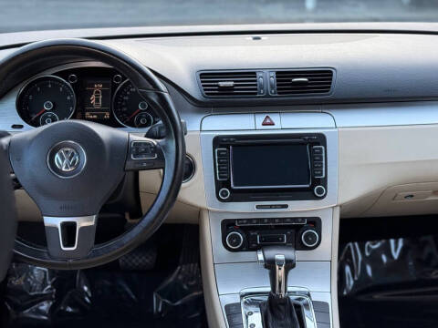 2010 Volkswagen CC Luxury