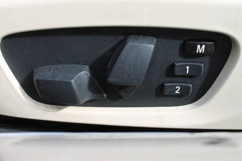 2013 BMW 3 Series 328i