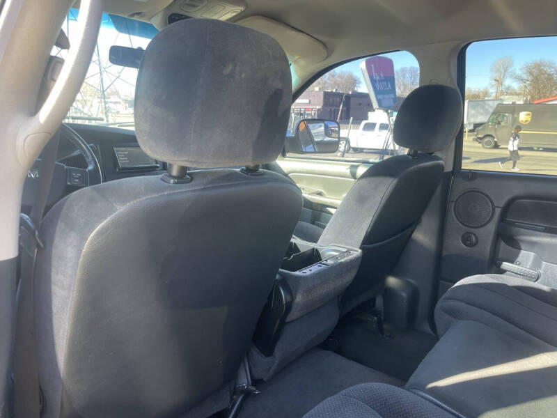 2004 Dodge Ram 2500 SLT