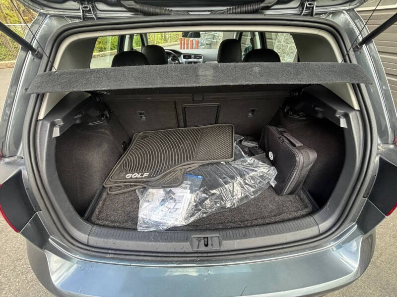 2017 Volkswagen Golf