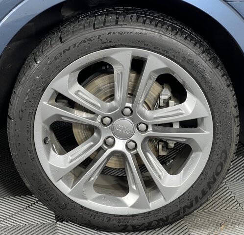 2016 Audi Q3 2.0T quattro Prestige