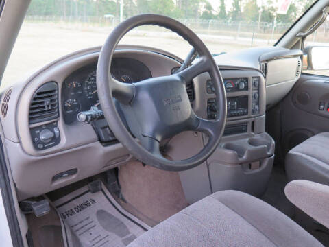 2002 GMC Safari SLE