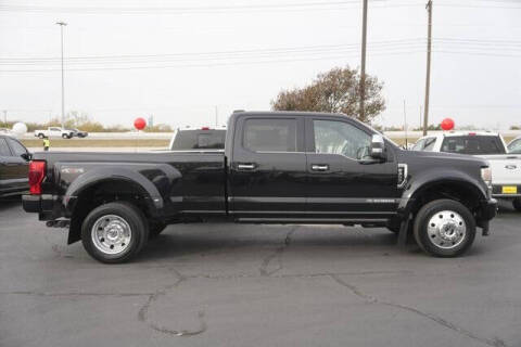 2022 Ford F-450 Super Duty Platinum