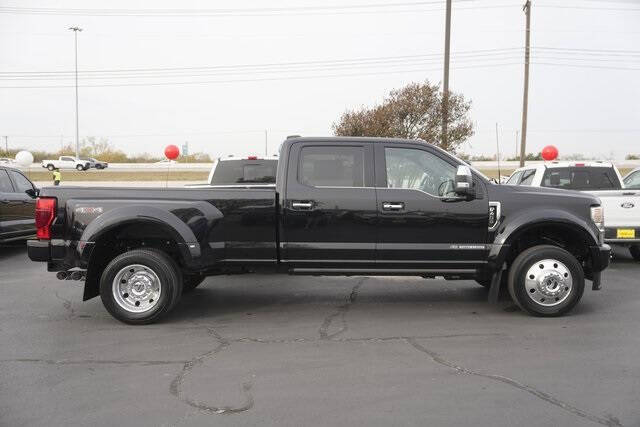 2022 Ford F-450 Super Duty Platinum