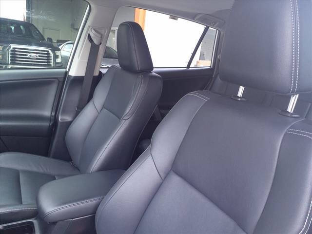 2018 TOYOTA RAV4 SUV / Crossover - $20,197