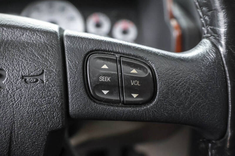 2003 HUMMER H2 Lux Series