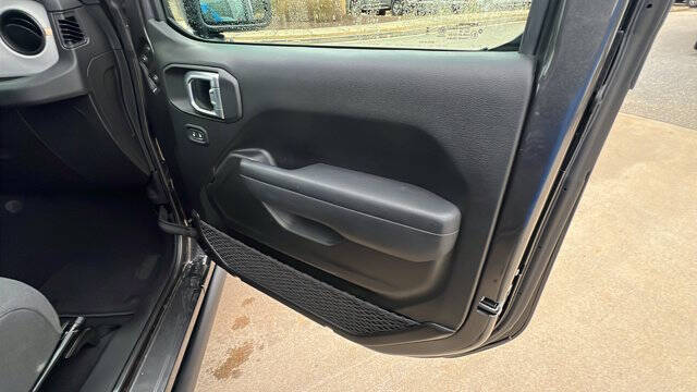 2024 Jeep Gladiator NightHawk