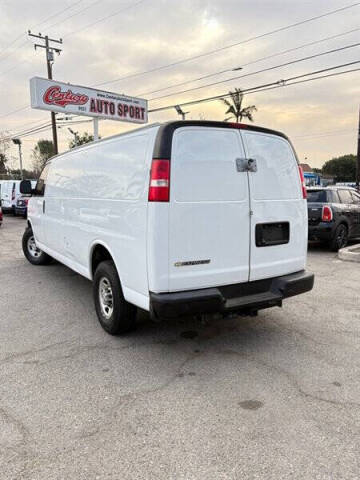 2019 Chevrolet Express 2500