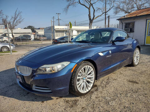 2009 BMW Z4 for sale at Larry's Auto Sales Inc. in Fresno CA