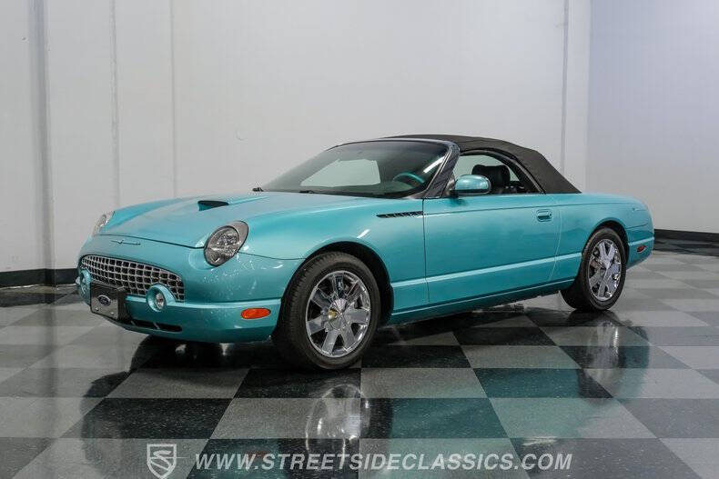 2002 Ford Thunderbird Deluxe