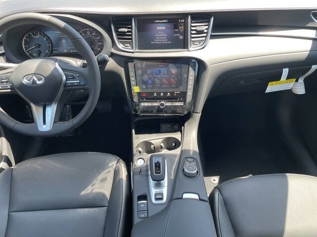 2025 Infiniti QX50 Luxe