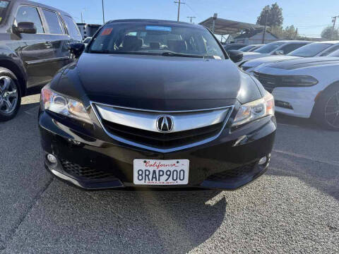 2013 Acura ILX 2.0L w/Premium
