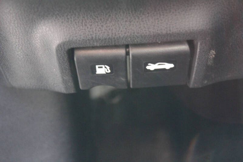 2012 Nissan JUKE SL