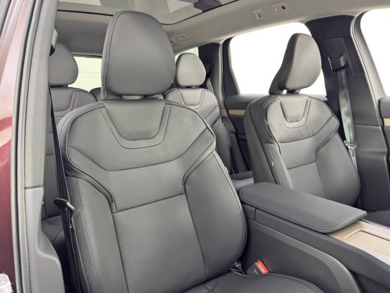 2025 Volvo EX90 Twin Performance Ultra 7P