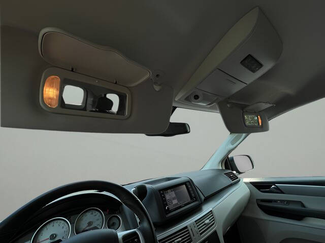2013 Volkswagen Routan