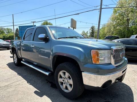 2011 GMC Sierra 1500 for sale at MEDINA WHOLESALE LLC in Wadsworth OH