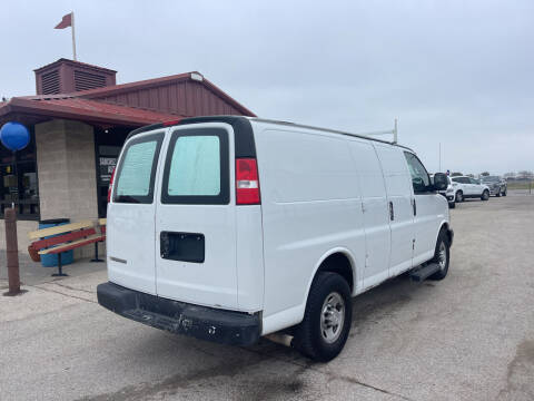 2018 Chevrolet Express 2500