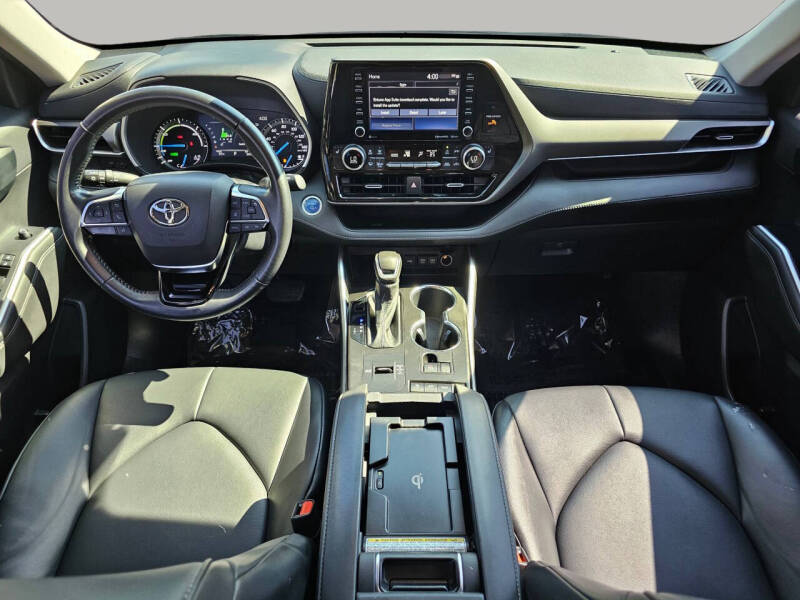 2021 Toyota Highlander Hybrid XLE