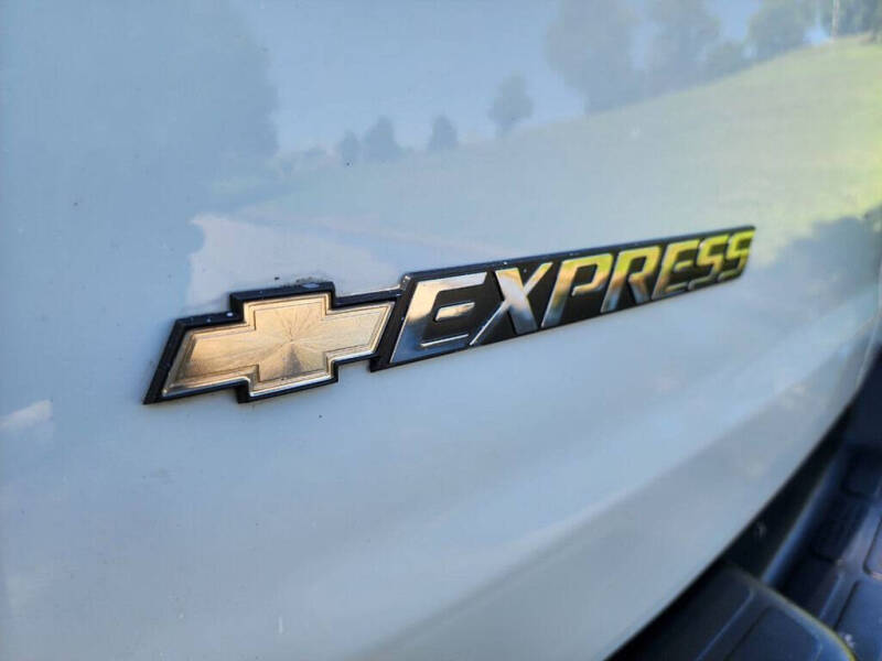 2021 Chevrolet Express 2500