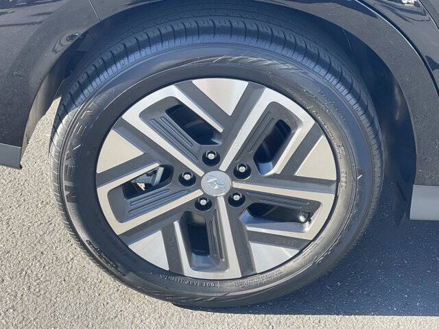 2023 Hyundai Kona Electric SE