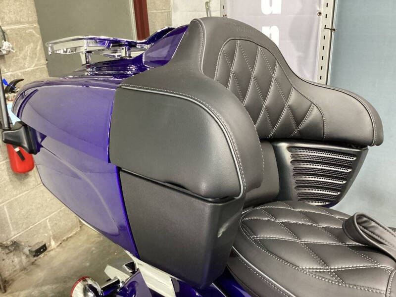 2024 Indian Pursuit Limited wi