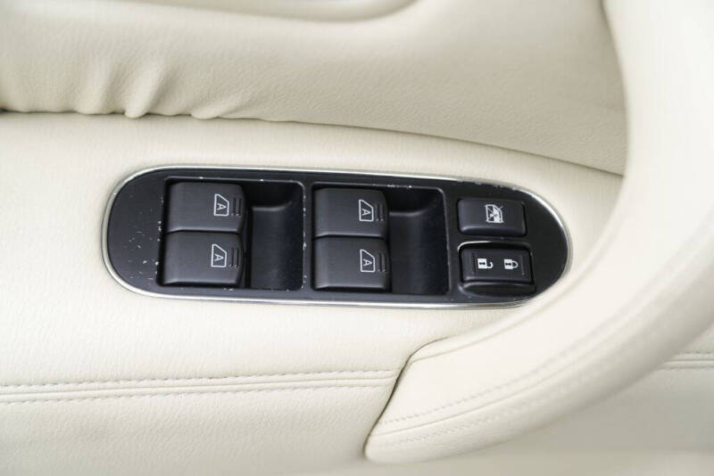 2012 Infiniti QX56