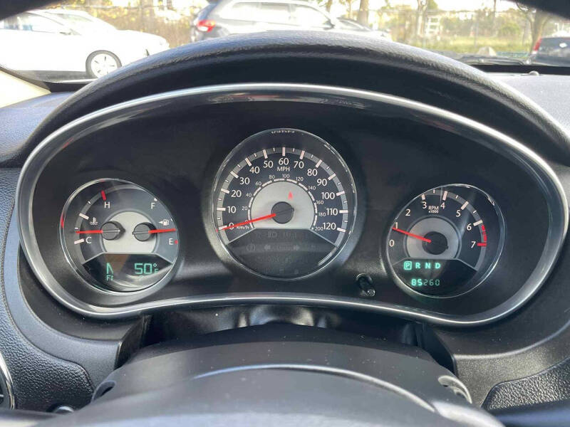 2013 Chrysler 200 Limited